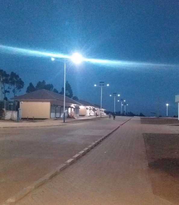 源汇区非洲科特迪瓦太阳能路灯工程